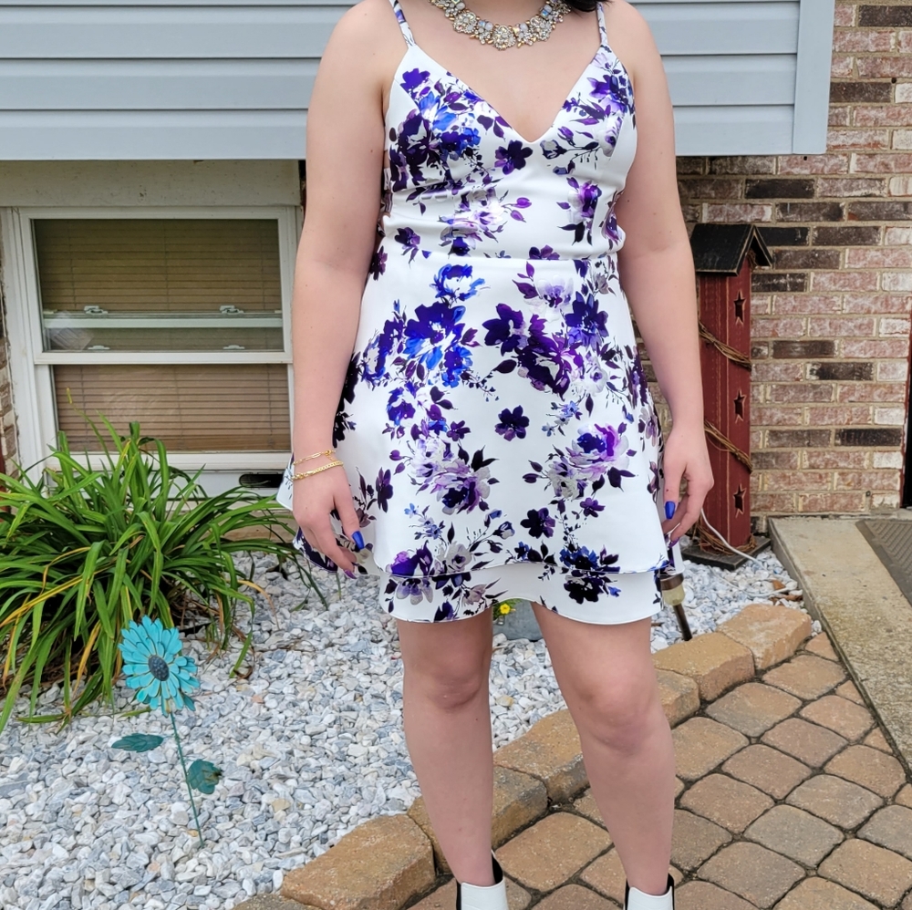 Short dress